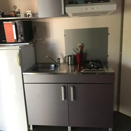 Mobilhome En Face Des Plages Hyères